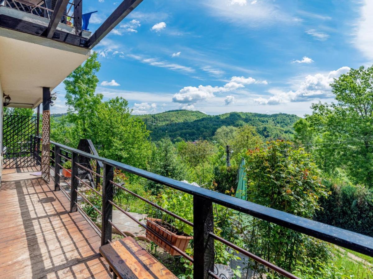 Hotel Casuta Cu Trandafiri Slănic Exterior foto